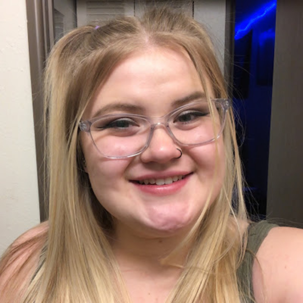 Meet your Posher, Mckayla